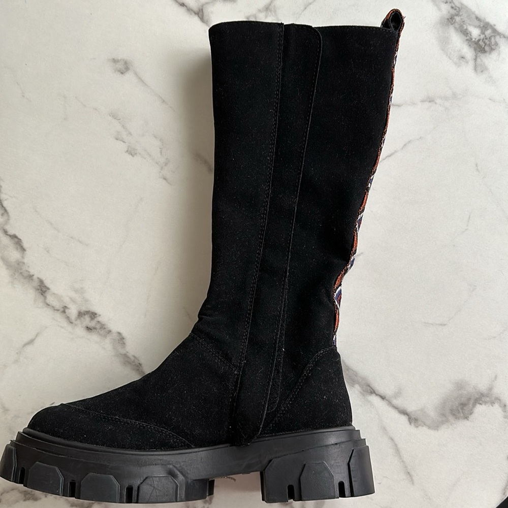Farm Rio Lug Sole Boots - Picture 4 of 7